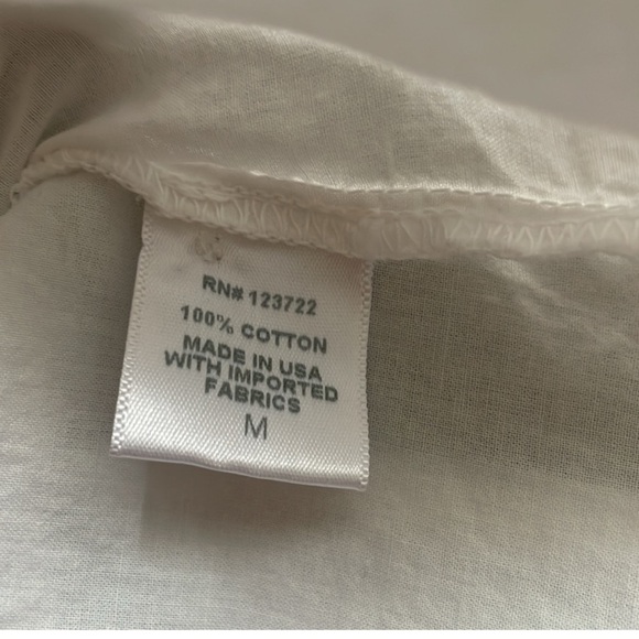 XiRENA White Button-Up Blouse - Picture 4 of 7